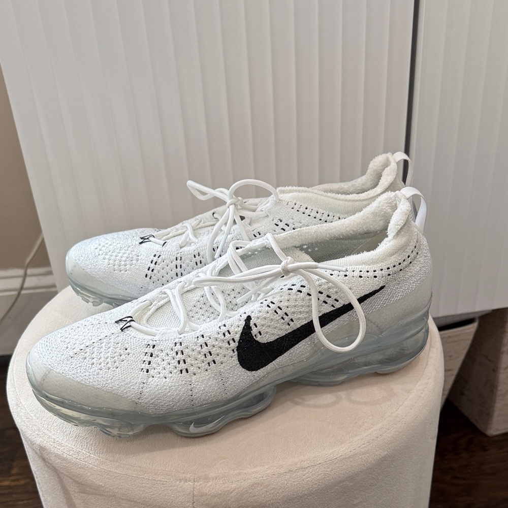 Men’s Nike White Flyknit VaporMax Sneakers with Black Swoosh